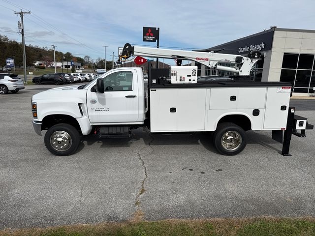 2024 Chevrolet Silverado 6500HD Photo in Staunton, VA 24401