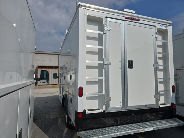 2025 Chevrolet Express 3500 Photo in Staunton, VA 24401