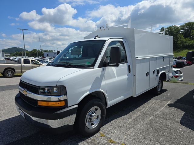 2025 Chevrolet Express 3500 Photo in Staunton, VA 24401