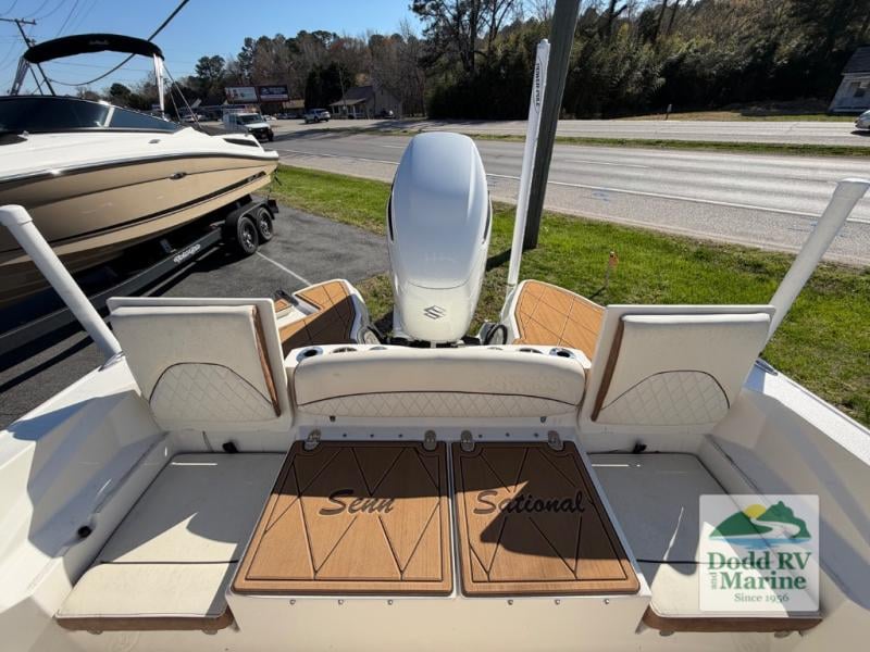 Pre-Owned 2024 Stingray 236 - photo - 20