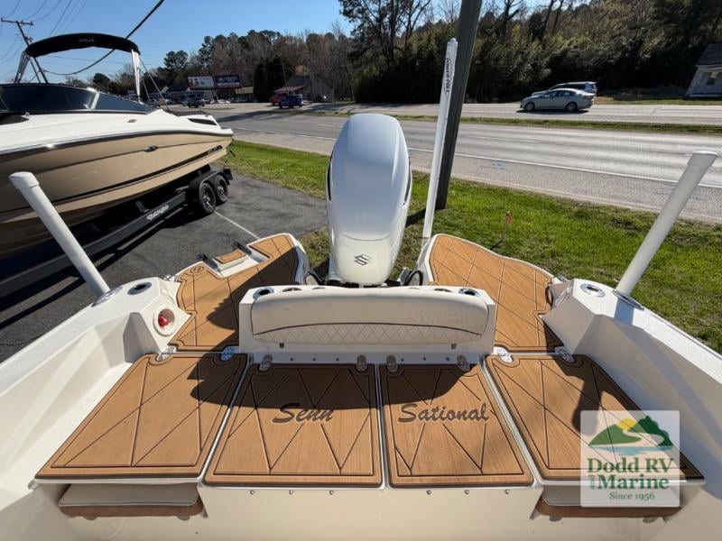 Pre-Owned 2024 Stingray 236 - photo - 19