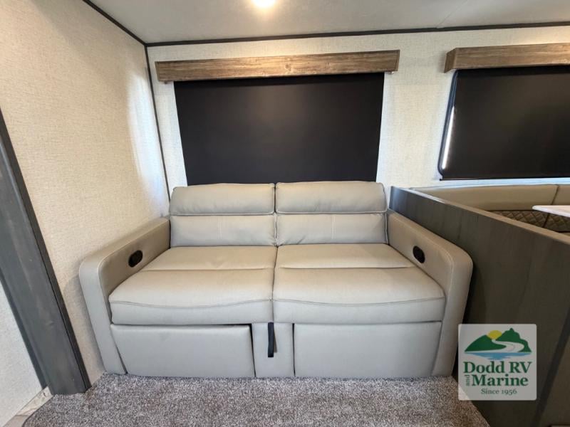 Pre-Owned 2022 Dutchmen RV 30BHSC - photo - 27