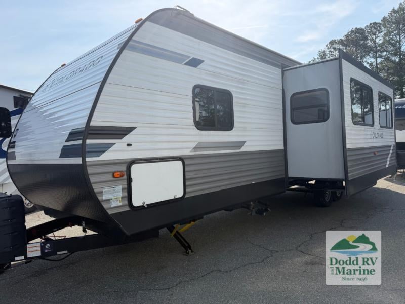 Pre-Owned 2022 Dutchmen RV 30BHSC - photo - 2