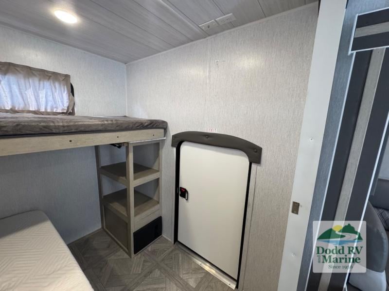 Pre-Owned 2023 Forest River RV 29VBUD - photo - 19