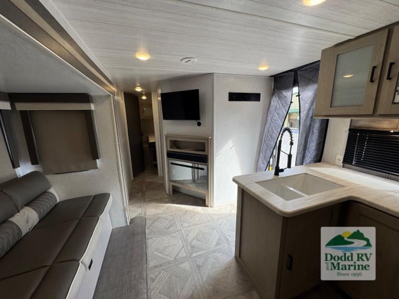Pre-Owned 2023 Forest River RV 29VBUD - photo - 12