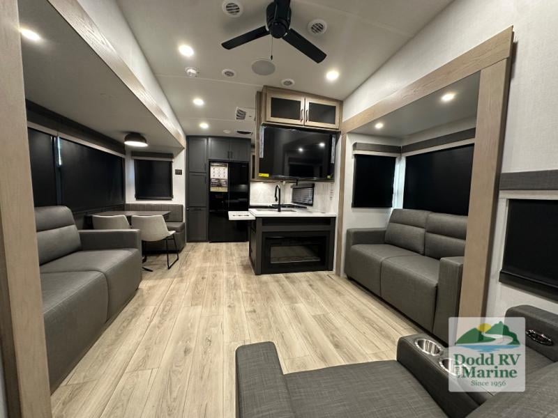 New 2026 Forest River RV R371RK - photo - 5