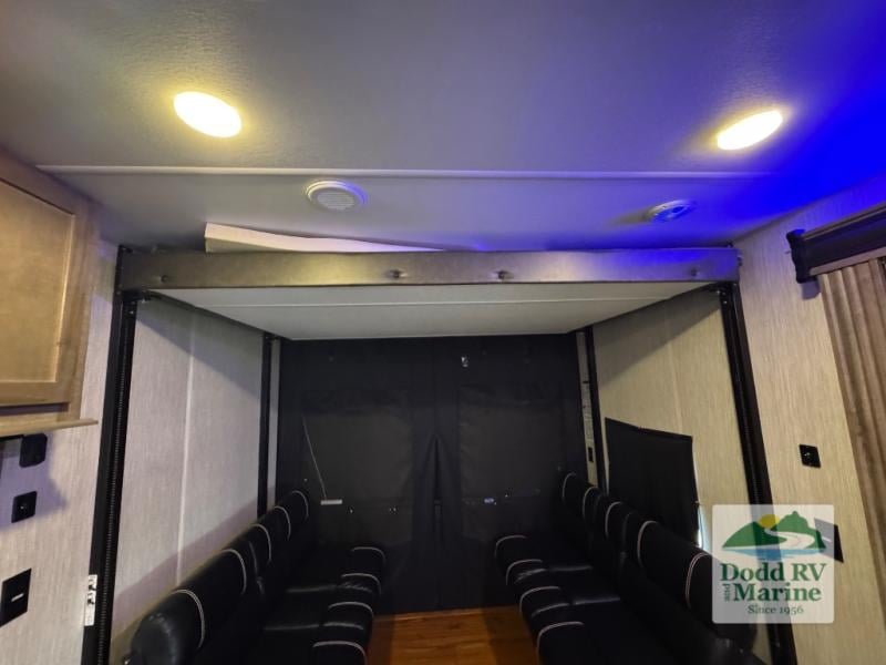 Pre-Owned 2021 Forest River RV 23PACK15 - photo - 10