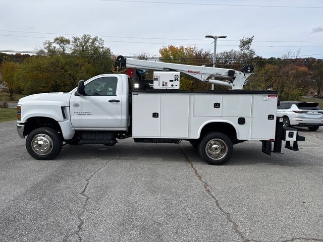 2024 Chevrolet Silverado 6500HD Photo in Staunton, VA 24401