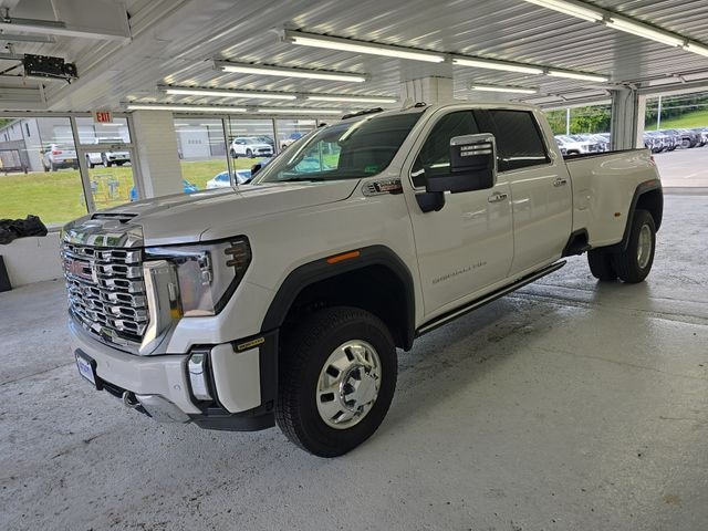 2024 GMC Sierra 3500HD Photo in Staunton, VA 24401