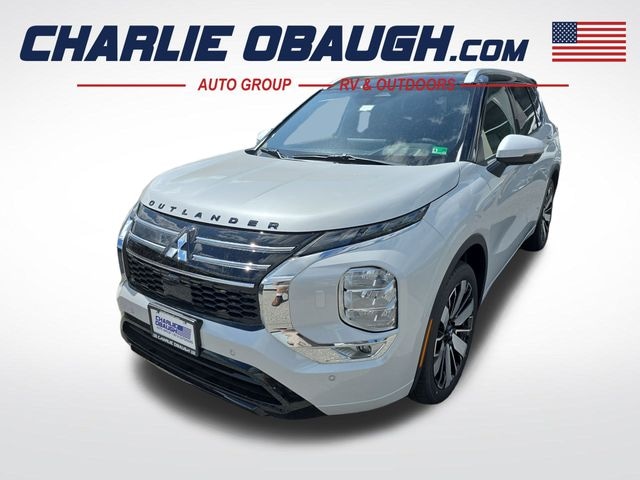 2025 Mitsubishi Outlander Photo in Staunton, VA 24401