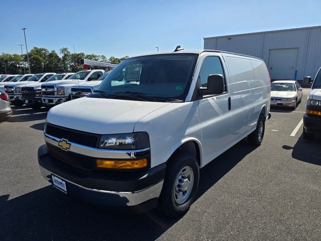 2025 Chevrolet Express 2500 Photo in Staunton, VA 24401