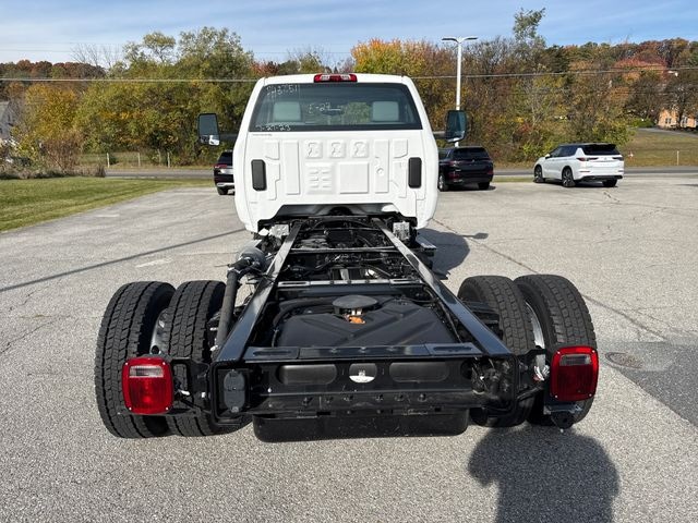 2023 Chevrolet Silverado 6500HD Photo in Staunton, VA 24401