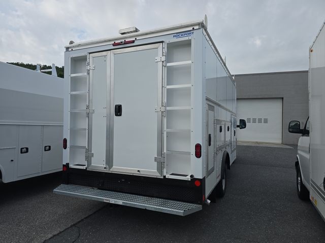 2025 GMC Savana Cutaway 4500 Photo in Staunton, VA 24401