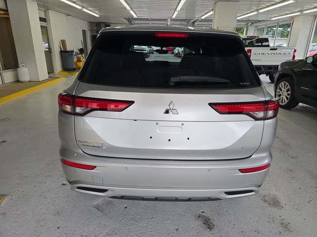 2022 Mitsubishi Outlander Photo in Staunton, VA 24401
