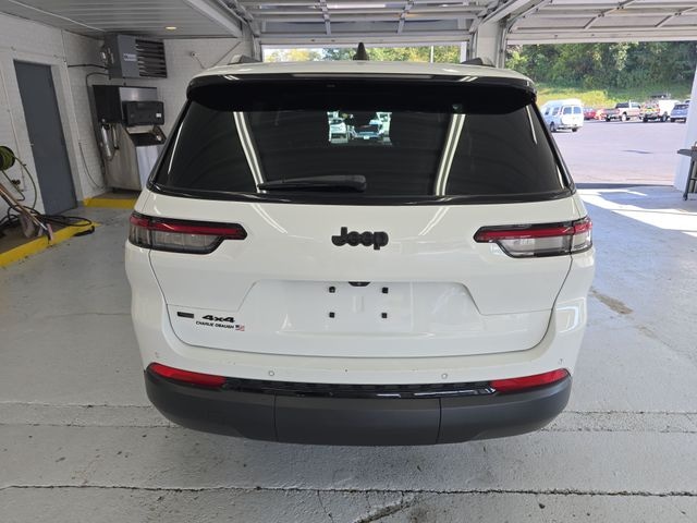 2021 Jeep Grand Cherokee L Photo in Staunton, VA 24401