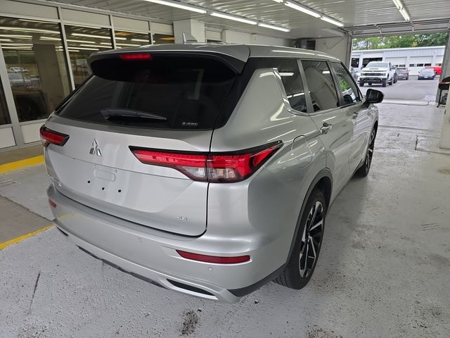 2022 Mitsubishi Outlander Photo in Staunton, VA 24401