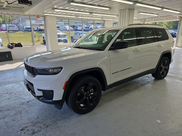 2021 Jeep Grand Cherokee L Photo in Staunton, VA 24401