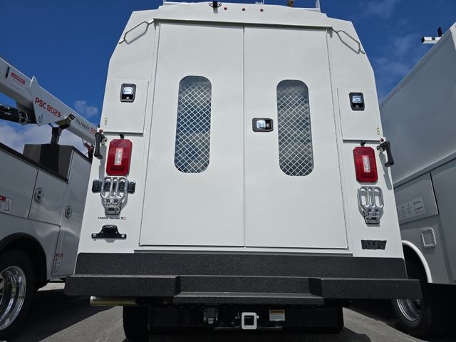 2025 Chevrolet Express 3500 Photo in Staunton, VA 24401