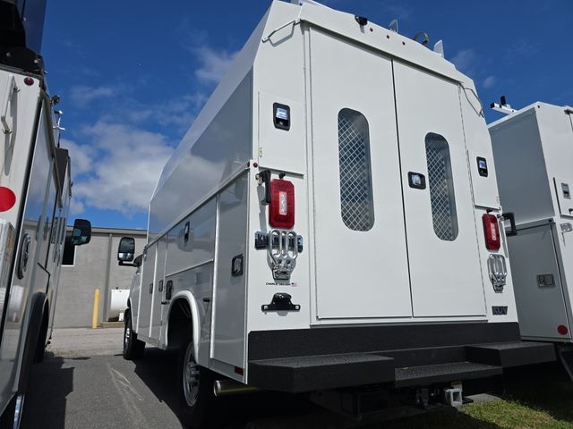 2025 Chevrolet Express 3500 Photo in Staunton, VA 24401